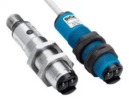 VL18-3F3740 — Photo Sensor, 3.7 m, PNP, Retroreflective, 10 to 30 VDC, M12 Connector, V18 Series