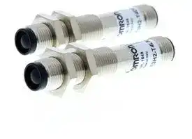 E3H2-T4B4M-M1: Photoelectric Sensor, PNP Open Collector, 4 m, 100 mA, 10 V to 30 V