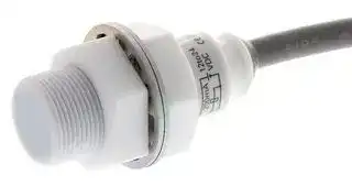 E2FQ-X5F1: Inductive Proximity Sensor, 5 mm, PNP/SPST-NO, M18, 10 V to 30 V