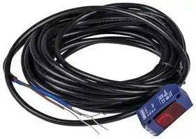 XUM0APSAL5: PHOTOELECTRIC SENSOR, 10M, PNP