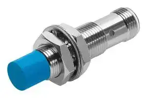 538311: Proximity Sensor, 8 mm, M12, PNP, 10 VDC to 30 VDC, SIEF Series