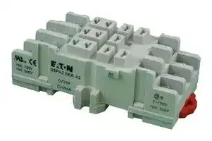 D5PA2: RELAY SOCKET, 15A, 300V, 11 PIN