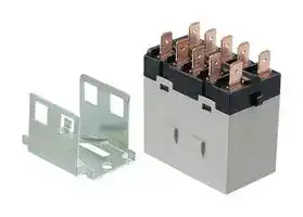 G7J3A1BTW1DC24: Power Relay, 3PST-NO, SPST-NC, 24 VDC, 25 A, G7J Series, Bracket, Non Latching