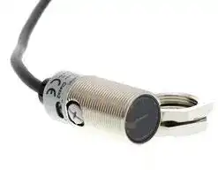 E3FB-DN11 2M: Photoelectric Sensor, 100 mm, NPN Open Collector, 100 mA, 10 VDC to 30 VDC