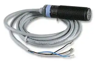 S51-PA-2-A00-PK: Photoelectric Sensor, S51 Series, M18, Axial, Retroreflective, 4 m, PNP, 10 V to 30 V