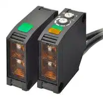 E3JK-TR11 2M: Photoelectric Sensor, 40 m, SPDT Relay, 3 A Output, 24 VDC to 240 VDC