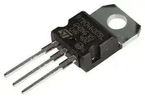BTB04-600SL: Triac, 600 V, 4 A, TO-220AB, 1.3 V, 35 A, 15 mA