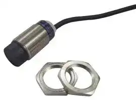 XS218B4PAL5: Inductive Proximity Sensor, Cylindrical, OsiSense XS, M18, 16 mm, PNP, 12 V to 24 V, Pre-wired