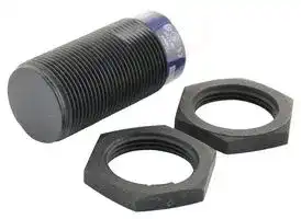 XS4P18PA340D: Inductive Proximity Sensor, OsiSense XS Series, 8 mm, PNP, M18, 12 to 24 V, M12 Connector