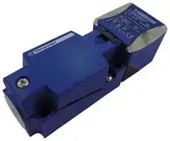 XS8C4A4PCG13: Inductive Proximity Sensor, Rectangular, OsiSense XS, Non Flush, 40 mm, PNP, 12-48V, PG13